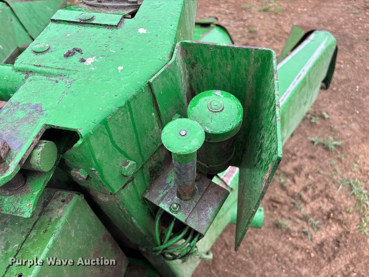 image for item EO4382 John Deere 3960 forage harvester