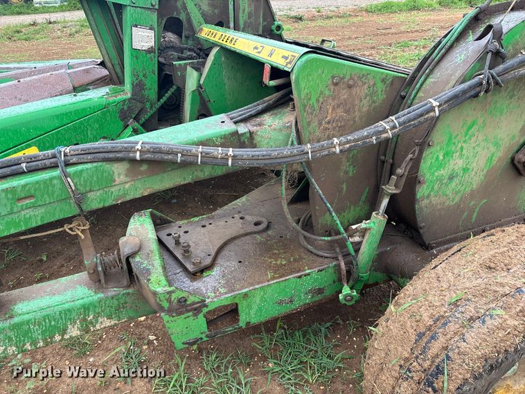 image for item EO4382 John Deere 3960 forage harvester