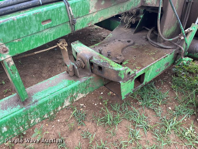 image for item EO4382 John Deere 3960 forage harvester