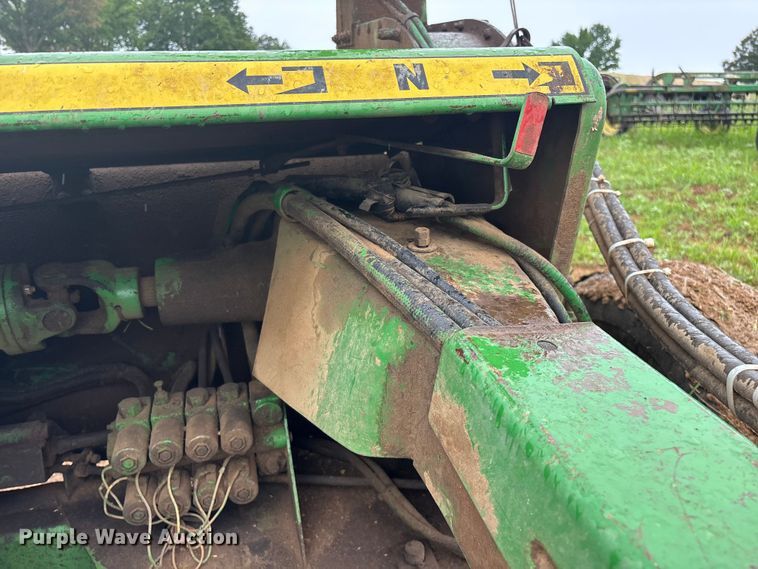 image for item EO4382 John Deere 3960 forage harvester