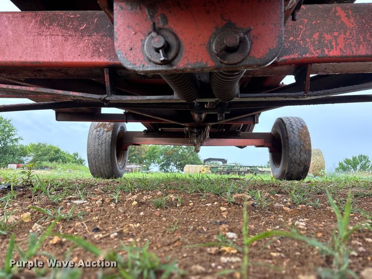 image for item EO4383 Richardton 770 silage dump wagon