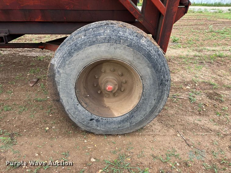 image for item EO4383 Richardton 770 silage dump wagon