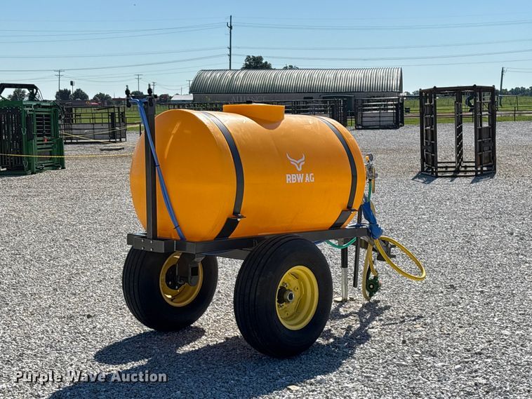 image for item EO4386 FMW FMW Aspen pull type sprayer