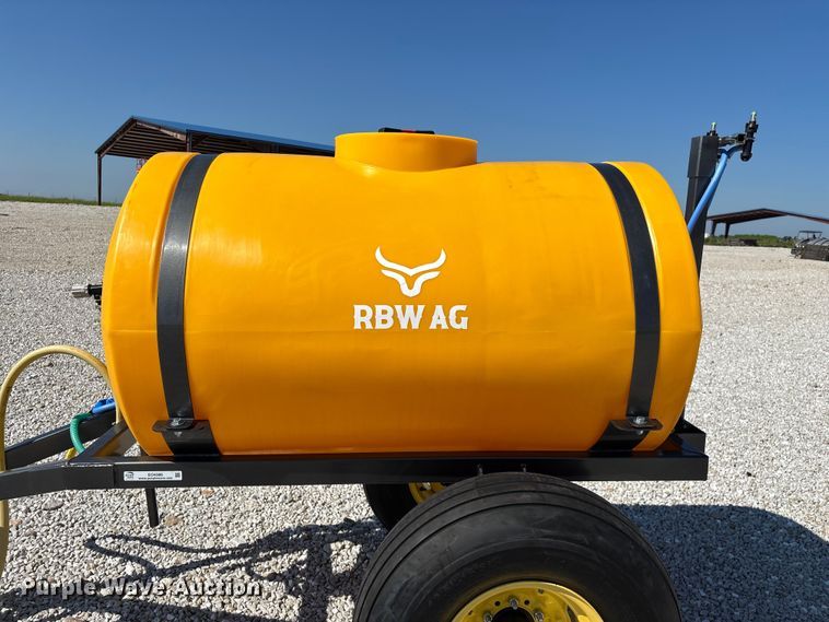 image for item EO4386 FMW FMW Aspen pull type sprayer