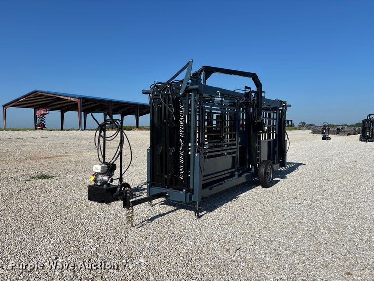  RBW Agricultural Rancher Hydraulic Livestock Equipment #