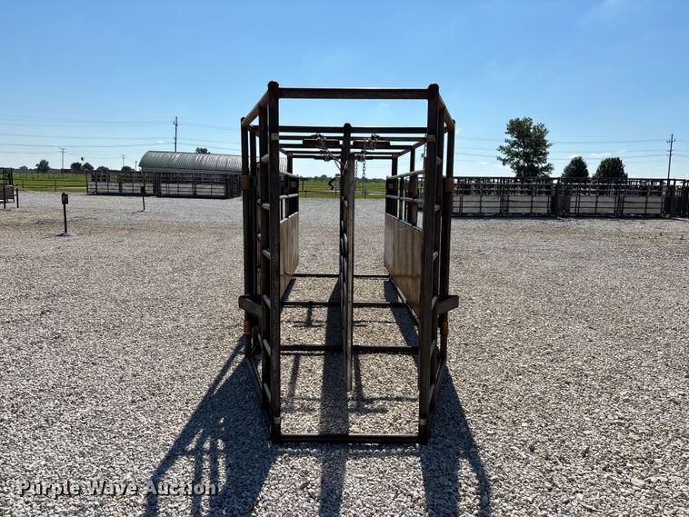 image for item EO4390 RBW livestock alley