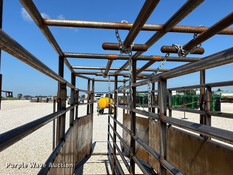image for item EO4390 RBW livestock alley