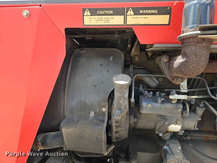 image for item EO8571 1995 Massey-Ferguson 231 tractor