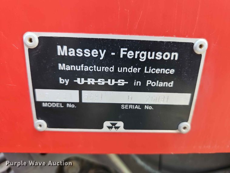 image for item EO8571 1995 Massey-Ferguson 231 tractor