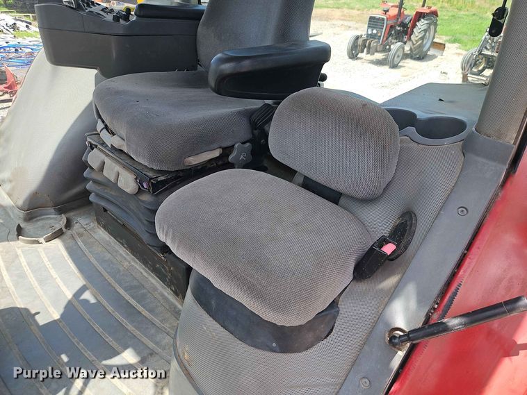image for item EO8573 1999 Case MX200 MFWD tractor