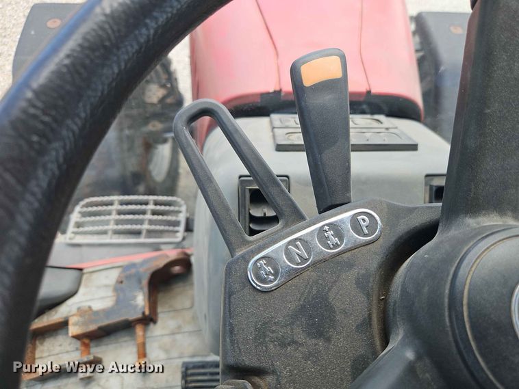 image for item EO8573 1999 Case MX200 MFWD tractor