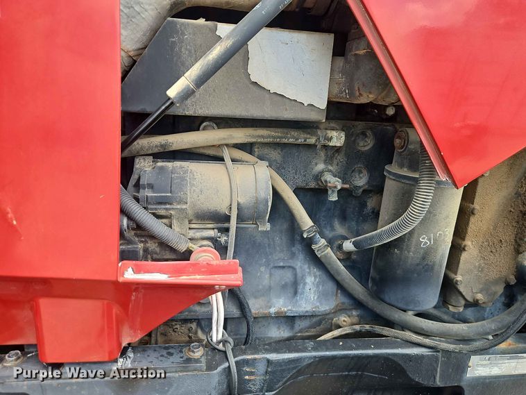 image for item EO8573 1999 Case MX200 MFWD tractor