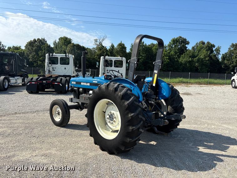 image for item ER3092 1998 New Holland 3930 tractor