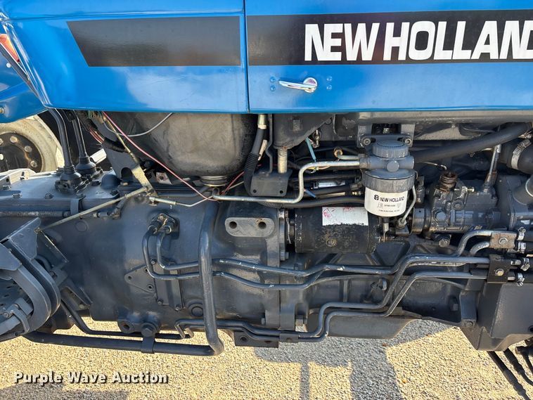 image for item ER3092 1998 New Holland 3930 tractor