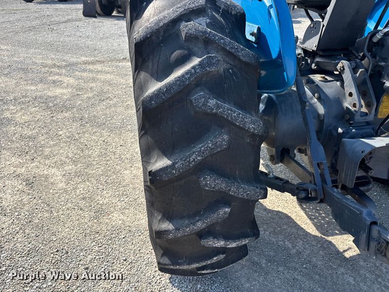 image for item ER3092 1998 New Holland 3930 tractor