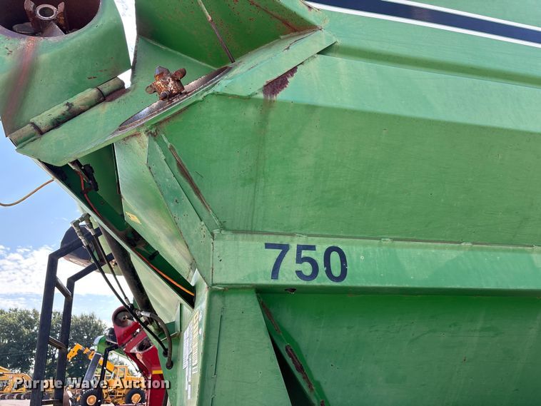 image for item ER3093 J&M 750 grain cart