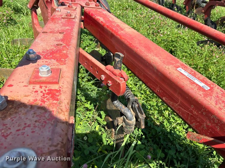 image for item ER3094 International 720 five bottom plow