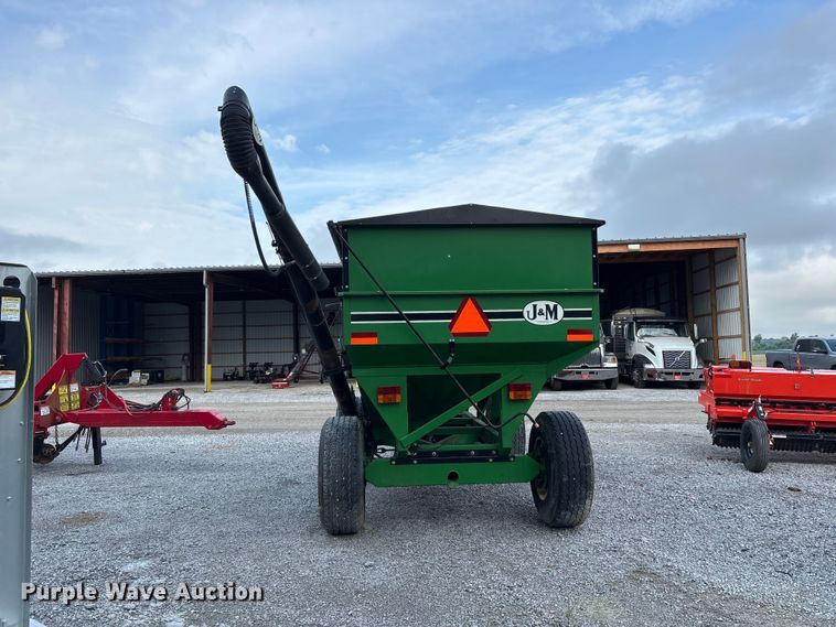 image for item ER3097 J&M 385SD gravity wagon