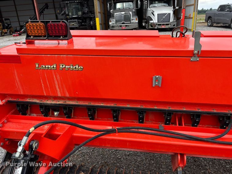 image for item ER3098 Land Pride MPS2609 grain drill