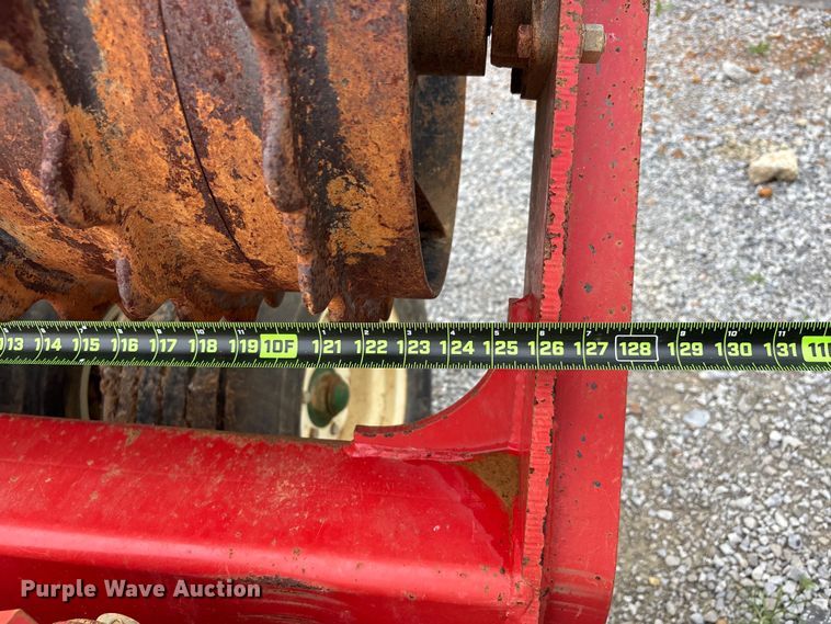 image for item ER3099 Brillion XL-144 cultipacker