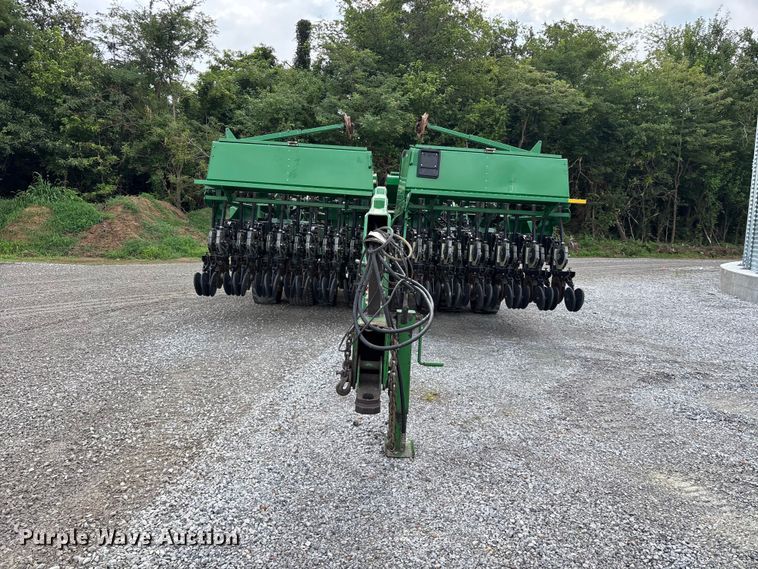 image for item ER3100 Great Plains 3N-3010P grain drill