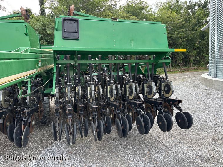 image for item ER3100 Great Plains 3N-3010P grain drill