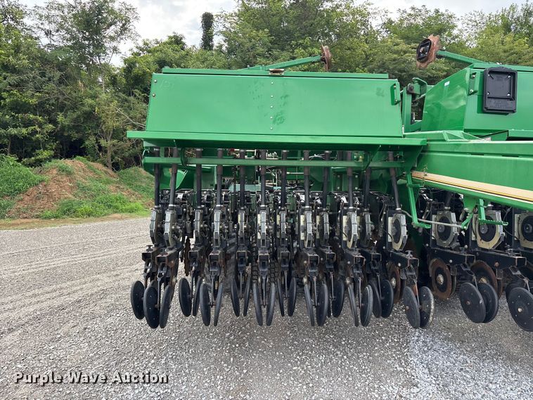 image for item ER3100 Great Plains 3N-3010P grain drill