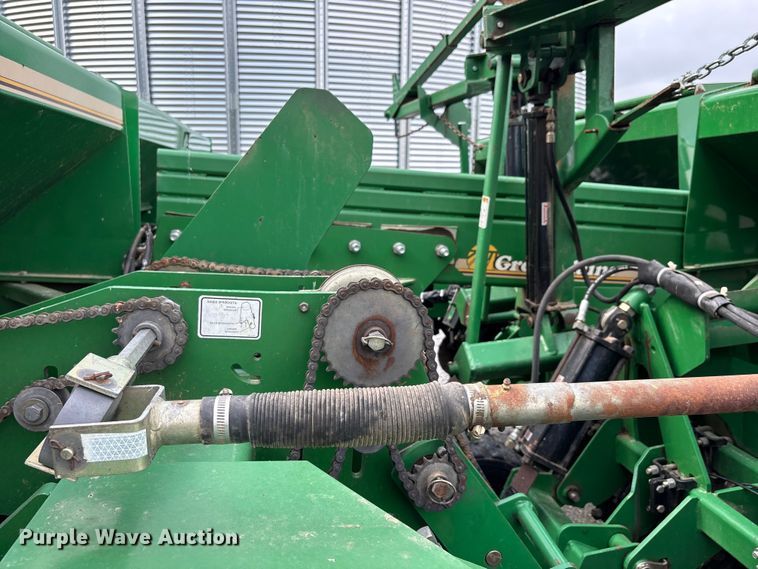 image for item ER3100 Great Plains 3N-3010P grain drill