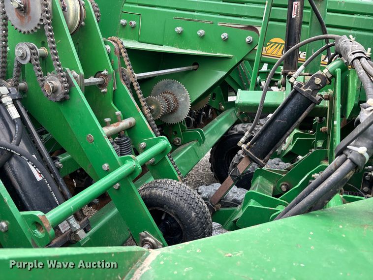 image for item ER3100 Great Plains 3N-3010P grain drill