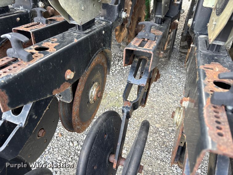 image for item ER3100 Great Plains 3N-3010P grain drill
