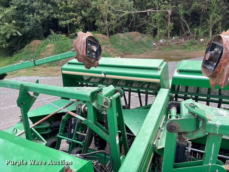 image for item ER3100 Great Plains 3N-3010P grain drill