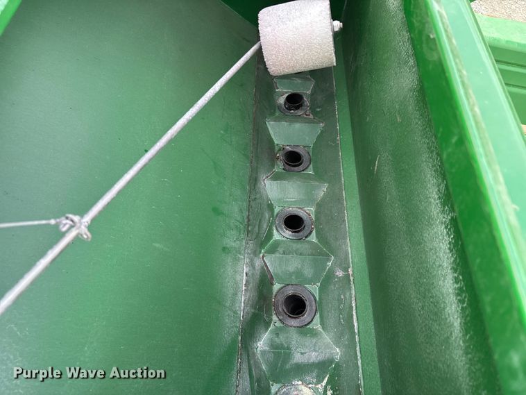 image for item ER3100 Great Plains 3N-3010P grain drill
