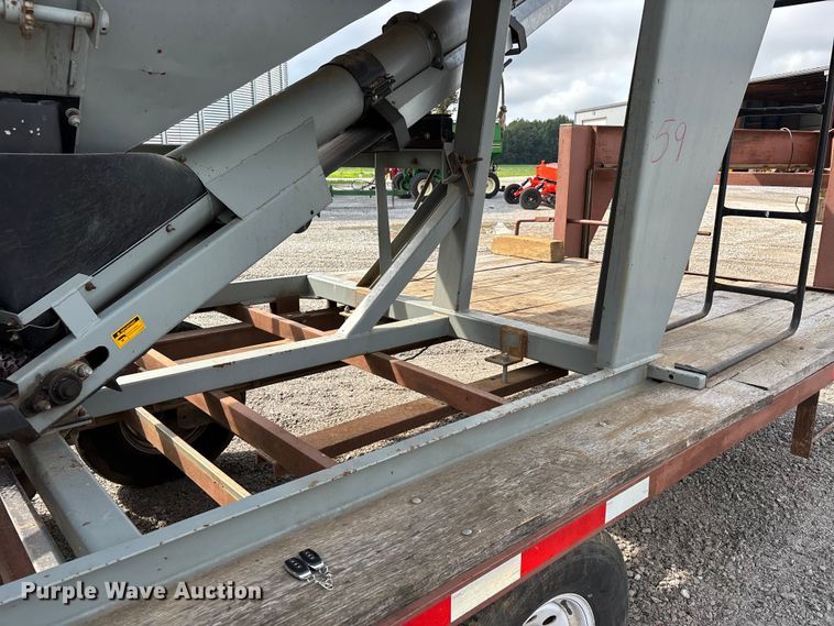 image for item ER3101 Convey-All BTS-405 seed tender