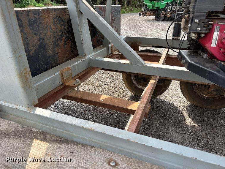 image for item ER3101 Convey-All BTS-405 seed tender