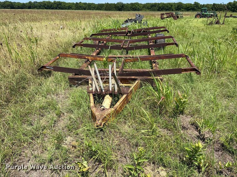 image for item ET0078 hay bale trailer