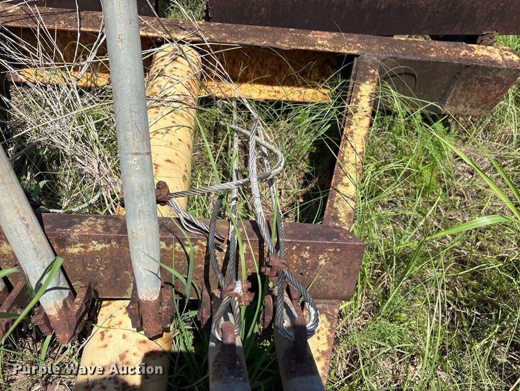 image for item ET0078 hay bale trailer