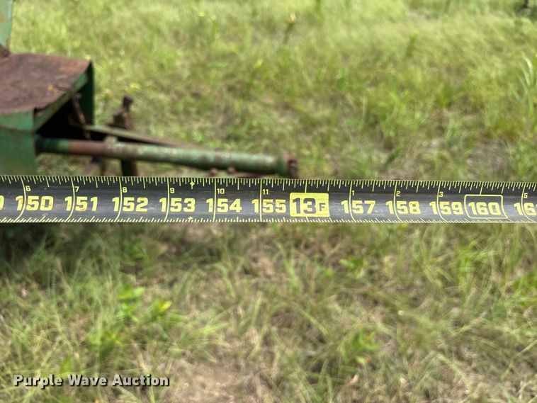 image for item ET0079 John Deere 68 grain cart