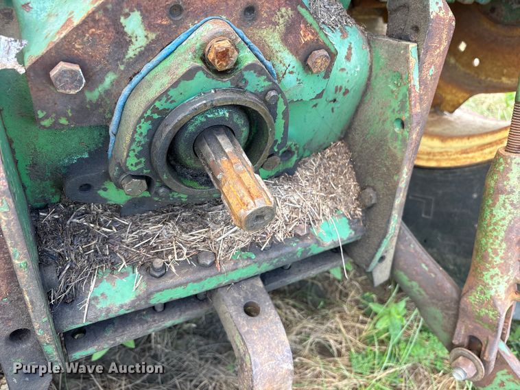 image for item ET0083 John Deere 2240 tractor