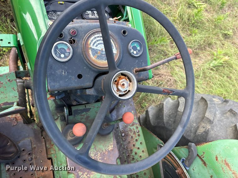 image for item ET0083 John Deere 2240 tractor