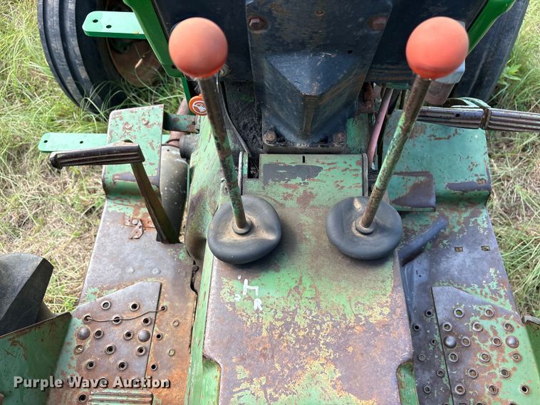 image for item ET0083 John Deere 2240 tractor
