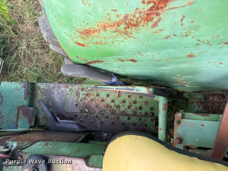 image for item ET0083 John Deere 2240 tractor