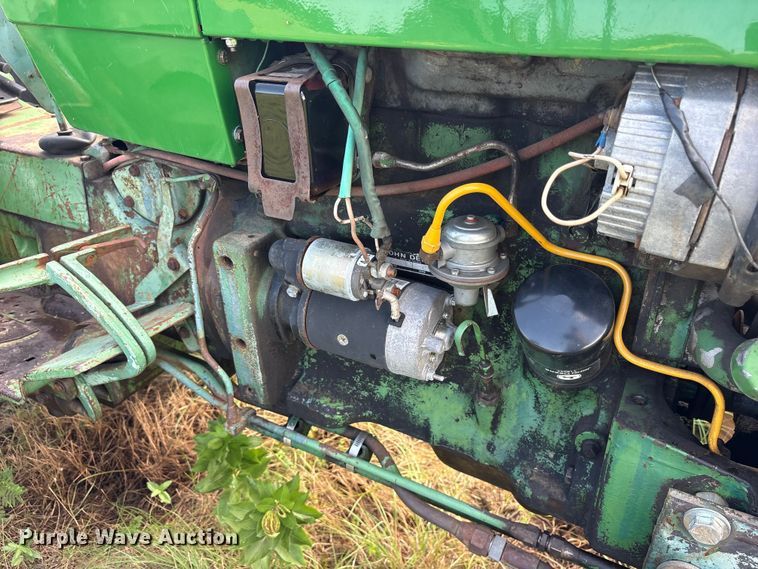 image for item ET0083 John Deere 2240 tractor