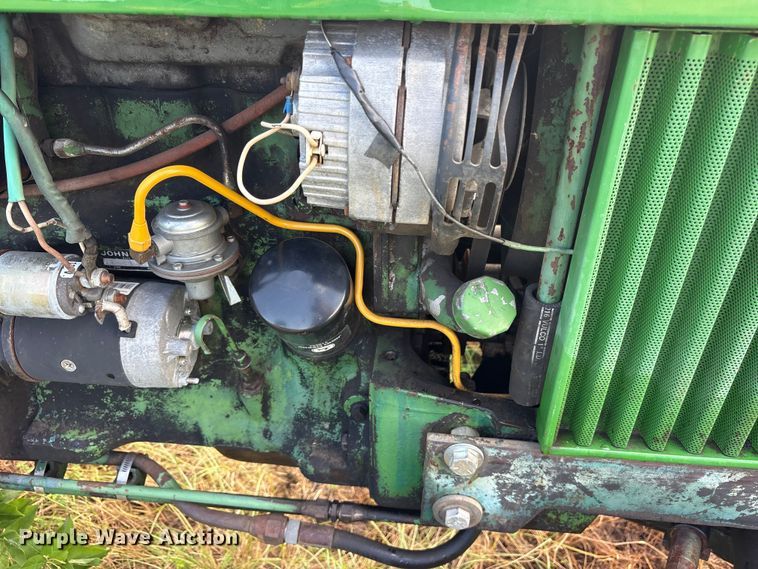 image for item ET0083 John Deere 2240 tractor