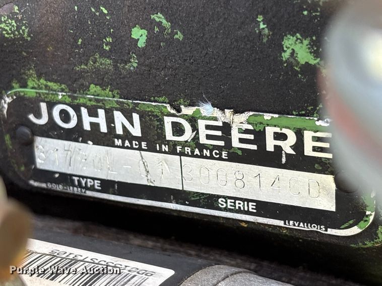 image for item ET0083 John Deere 2240 tractor