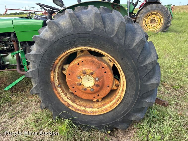 image for item ET0083 John Deere 2240 tractor