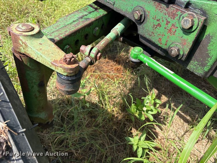 image for item ET0084 John Deere 820 tractor