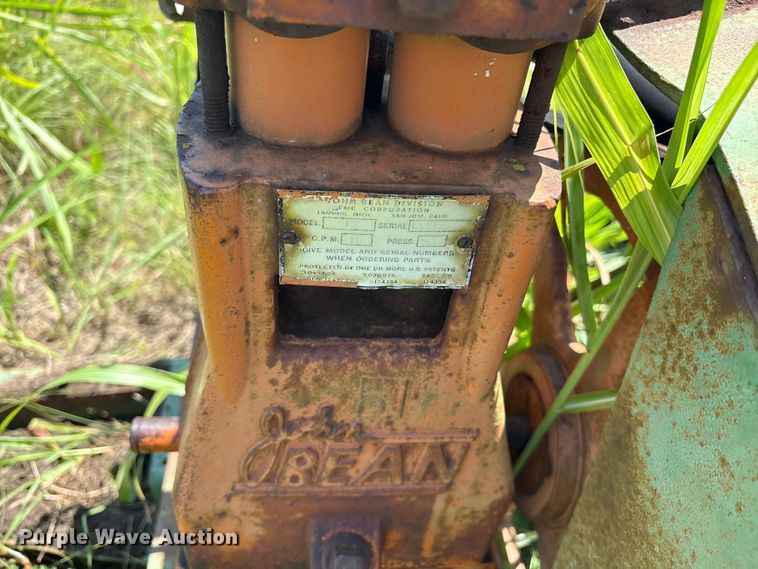 image for item ET0086 sprayer trailer