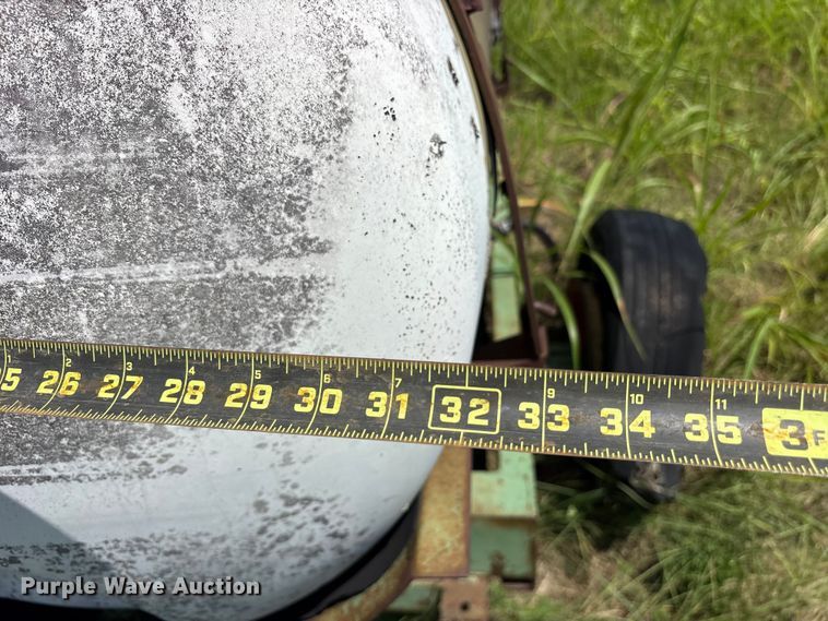 image for item ET0086 sprayer trailer