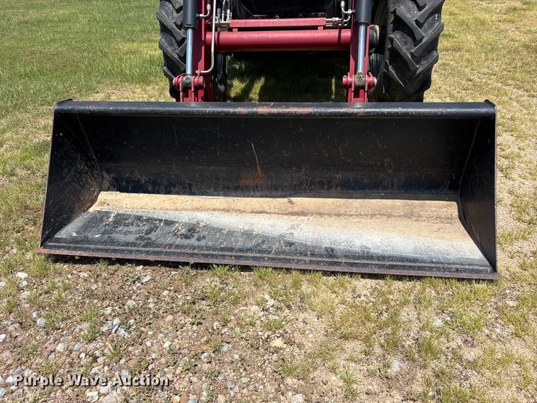 image for item ET0101 2019 Case IH Farmall 120C MFWD tractor