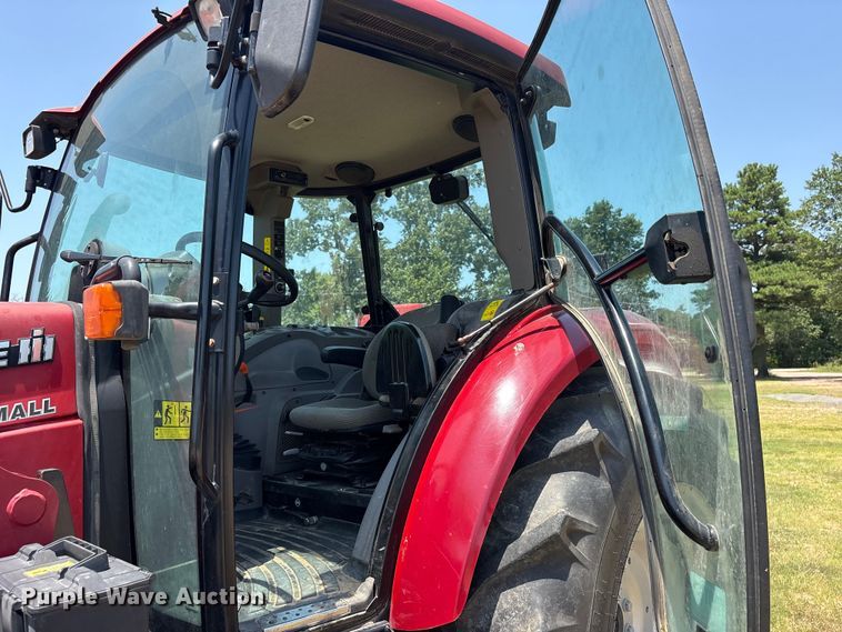 image for item ET0101 2019 Case IH Farmall 120C MFWD tractor